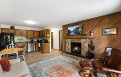 90 Stella Ln, Sandpoint, ID 83864