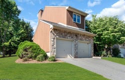 66 Bond St, Bridgewater Twp., NJ 08807-2455