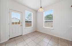 118 Invierno St, Kyle, TX 78640