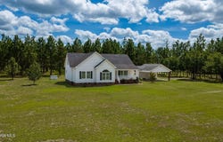 771 Mount Olive Road, Bladenboro, NC 28320