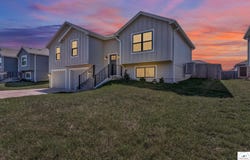 72 SE 461st Road, Warrensburg, MO 64093