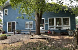 320 E Lincoln Avenue, Watseka, IL 60970