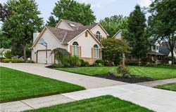697 Cherry Valley Drive, Amherst, OH 44001