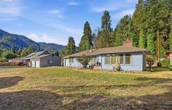 76306 JASPER Dr, Oakridge, OR 97463