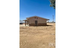 1270 E Riverside Street, Shafter, CA 93263