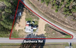 1042 Bethera Road, Bonneau, SC 29431