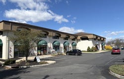 14 Commerce St, Raritan Twp., NJ 08822-1774