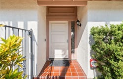 10 Alderbrook, Irvine, CA 92604
