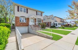 100 E Melrose Street, Valley Stream, NY 11580