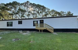 2101 Ladnier Rd, Gautier, MS 39553