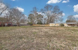 543 Birch St., Maud, TX 75567