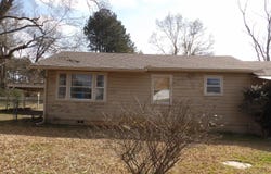 908 W PASCHAL, Troup, TX 75789