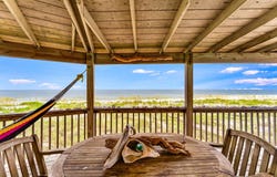 367 Gulf Shore Dr, Carrabelle, FL 32322
