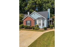 2764 Saint Charles Lane, Kennesaw, GA 30144
