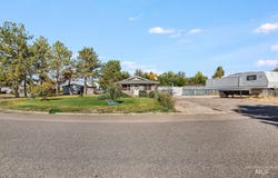 1618 Gingko St, Rupert, ID 83350