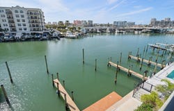 211 DOLPHIN Point, CLEARWATER, FL 33767