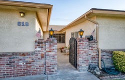 518 W Beverly Drive, Clovis, CA 93612