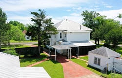 702 S 9th Avenue, Teague, TX 75860