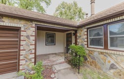 430 W 9th, Newton, KS 67114