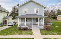 106 W 5th Street, Sumner, IA 50674