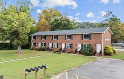 2 Georgia Avenue, Cave Spring, GA 30124