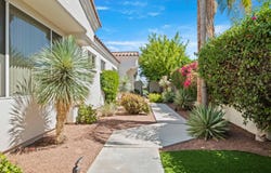 260 Tomahawk Drive, Palm Desert, CA 92211