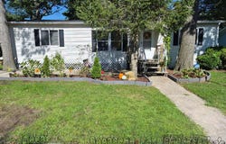 37-28 Hubbard Avenue, Riverhead, NY 11901