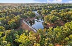 20054 Shady Tree Lane, Warrenton, MO 63383