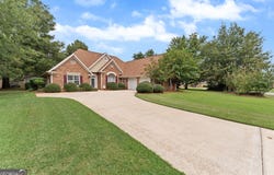 302 Jubilee Circle, Bonaire, GA 31005