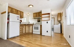 198 MacIver St, Bishop, CA 93514