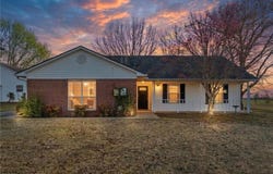 2108 N River RD, Lavaca, AR 72941