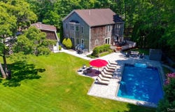 26 Box Tree Road, East Quogue, NY 11942