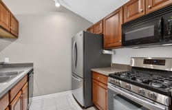 758 W Barrington Circle, Jackson, MI 49203