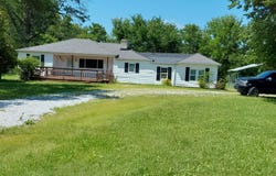 807 E Pennell Street, Carl Junction, MO 64834