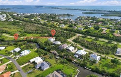 10121 CREEKSIDE Drive, PLACIDA, FL 33946