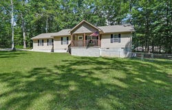 122 Jay Loop, Jamestown, TN 38556