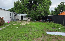 1102 NW 103rd St, Miami, FL 33150