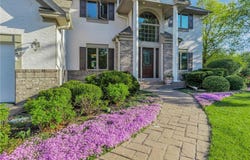 830 Hidden Meadow Trail, Eagan, MN 55123