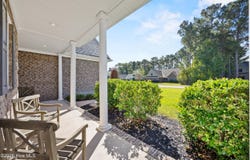 323 Crown Pointe Drive, Hampstead, NC 28443