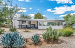204 S Land Avenue, Benson, AZ 85602