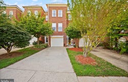 12091 EDGEMERE Circle, RESTON, VA 20190