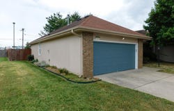 3150 S Sagamont Avenue, Springfield, MO 65807