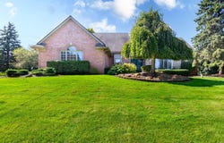 1978 Mayfair Drive, White Lake, MI 48383