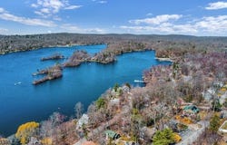 1046 Lakeside Dr E, Vernon Twp., NJ 07422-2048