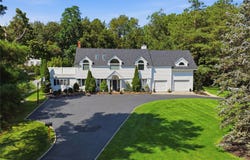 36 Arbutus Road, Greenlawn, NY 11740