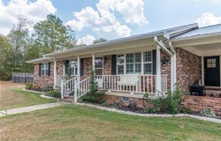 53 W Grove ST, Magazine, AR 72943