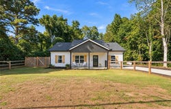 372 Mcgarity Road, Temple, GA 30179