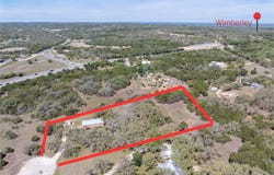 230 Meadowview Dr, Wimberley, TX 78676