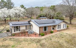 6323 Lock And Dam RD, Ozark, AR 72949