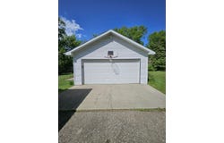 809 Park Avenue, Morris, MN 56267